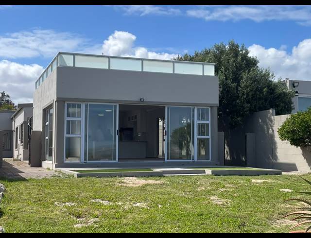 4 BEDROOM HOUSE FOR SALE IN MIDDEDORP